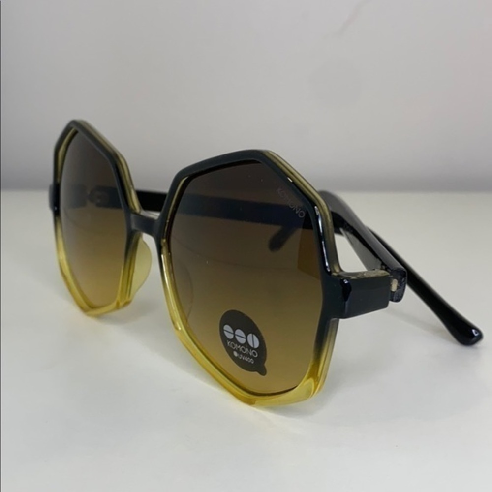 Komono Sunglasses NEW The Bonnie Oversized Geometric Gradient Black Yellow - Picture 9 of 15
